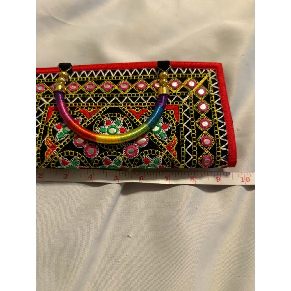 Silk Colorful Purse Small Black Red Embroidered Clutch￼
